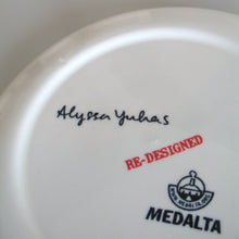 Redesigned Medalta 'Mekko' Plate